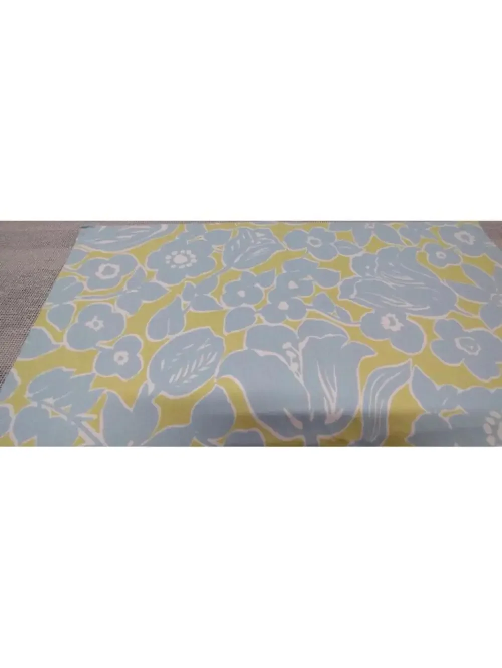 Pindler 100% Cotton Chartreuse Pop Art Blue Designer Fabric Sampler 23.5 x 24 in